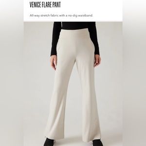 Athleta Venice Flare Pant size small petite abalone gray